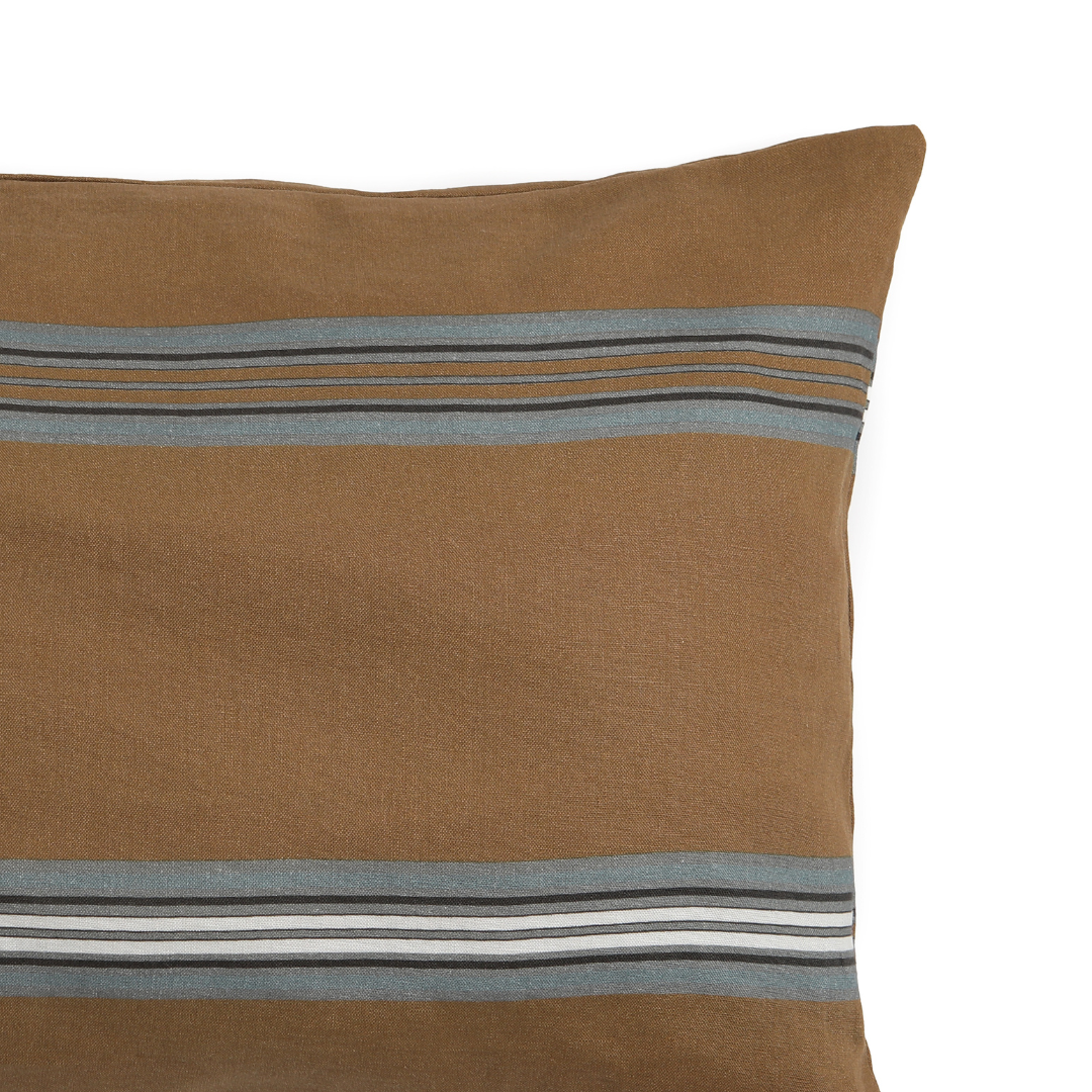 FUNDA COJIN ORIGEN CAMEL 60X40