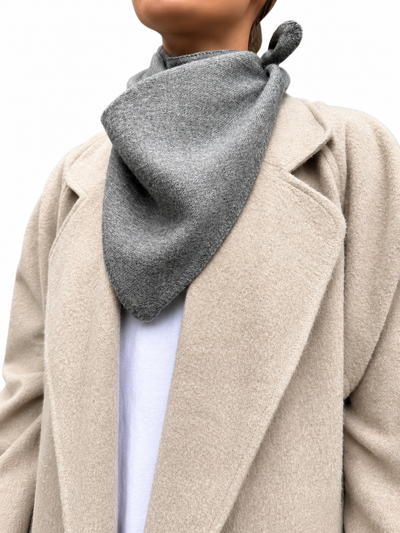 PAÑUELO BABY ALPACA GRIS CLARO