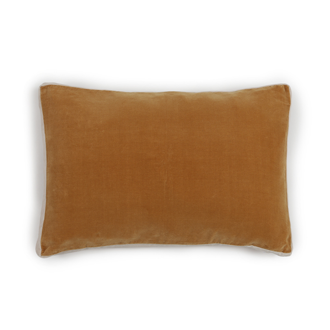 FUNDA COJIN TERCIOPELO CAMEL 60X40