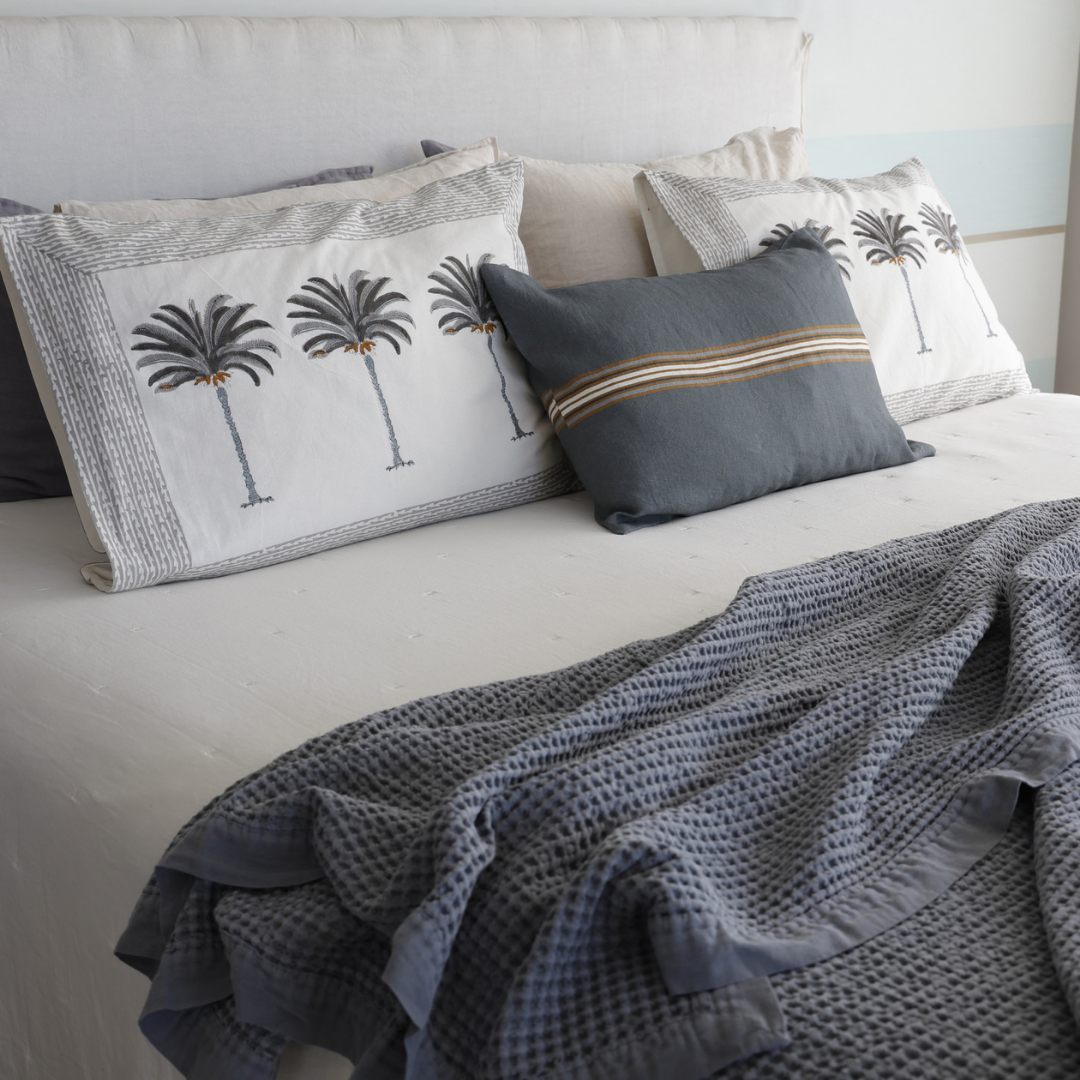FUNDA ALMOHADON PALMERA GRIS