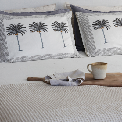 FUNDA ALMOHADON PALMERA GRIS