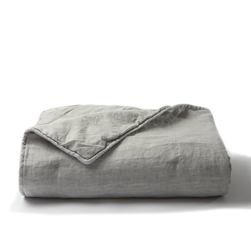 PIECERA_QUILT_LINO_KING_GRIS